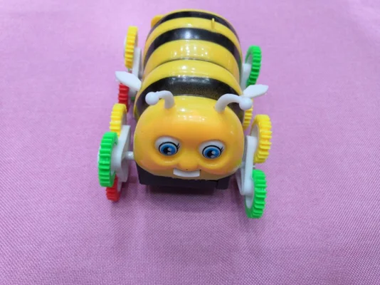 Shake the car small bee electric toy manufacturers lovely wholesale thumbnail