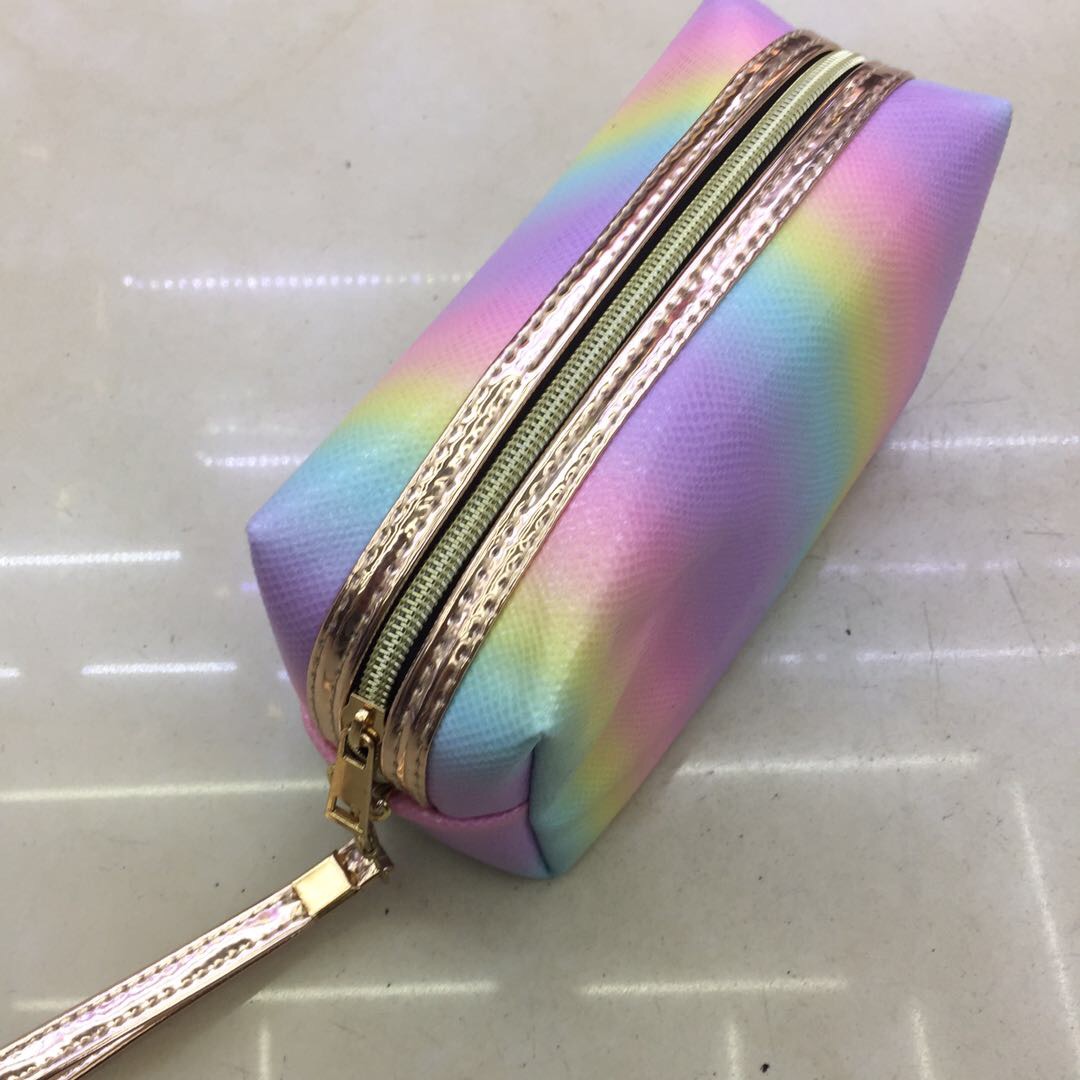Bright Red Laser Transparent Makeup Bag Women's Portable Skincare Storage Waterproof Business Travel Toiletry Bag details Picture