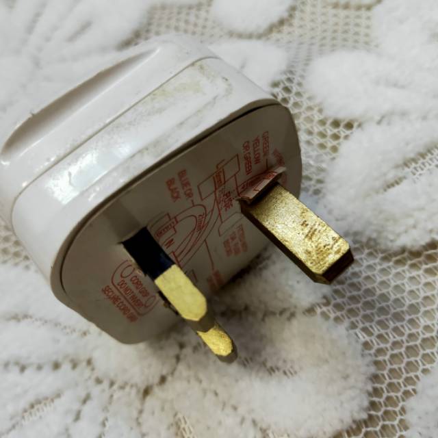 New household power supply connection triangle switch plug, safe for home use, factory direct sales details Picture