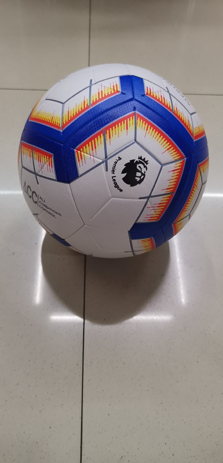 五号足球室外耐磨小学生训练幼儿园专用足球产品图