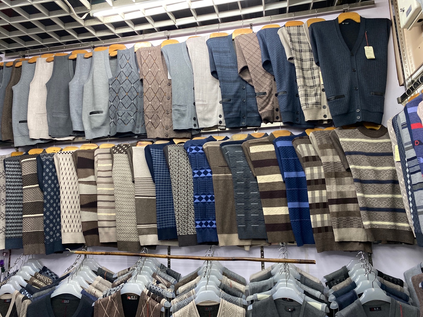 Huang Ying's clothing describe pic - 3