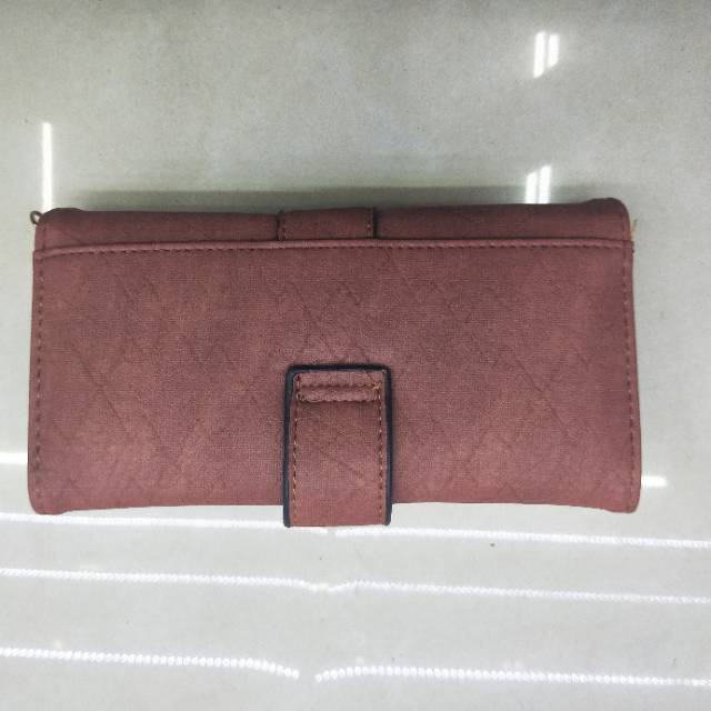 厂家直销时尚大众新颖休闲简约酒红色女士钱包！产品图