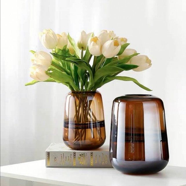 Nordic InS-style minimalist home glass vases, indoor flower arrangements, living room model room ornaments in stock for wholesale details Picture
