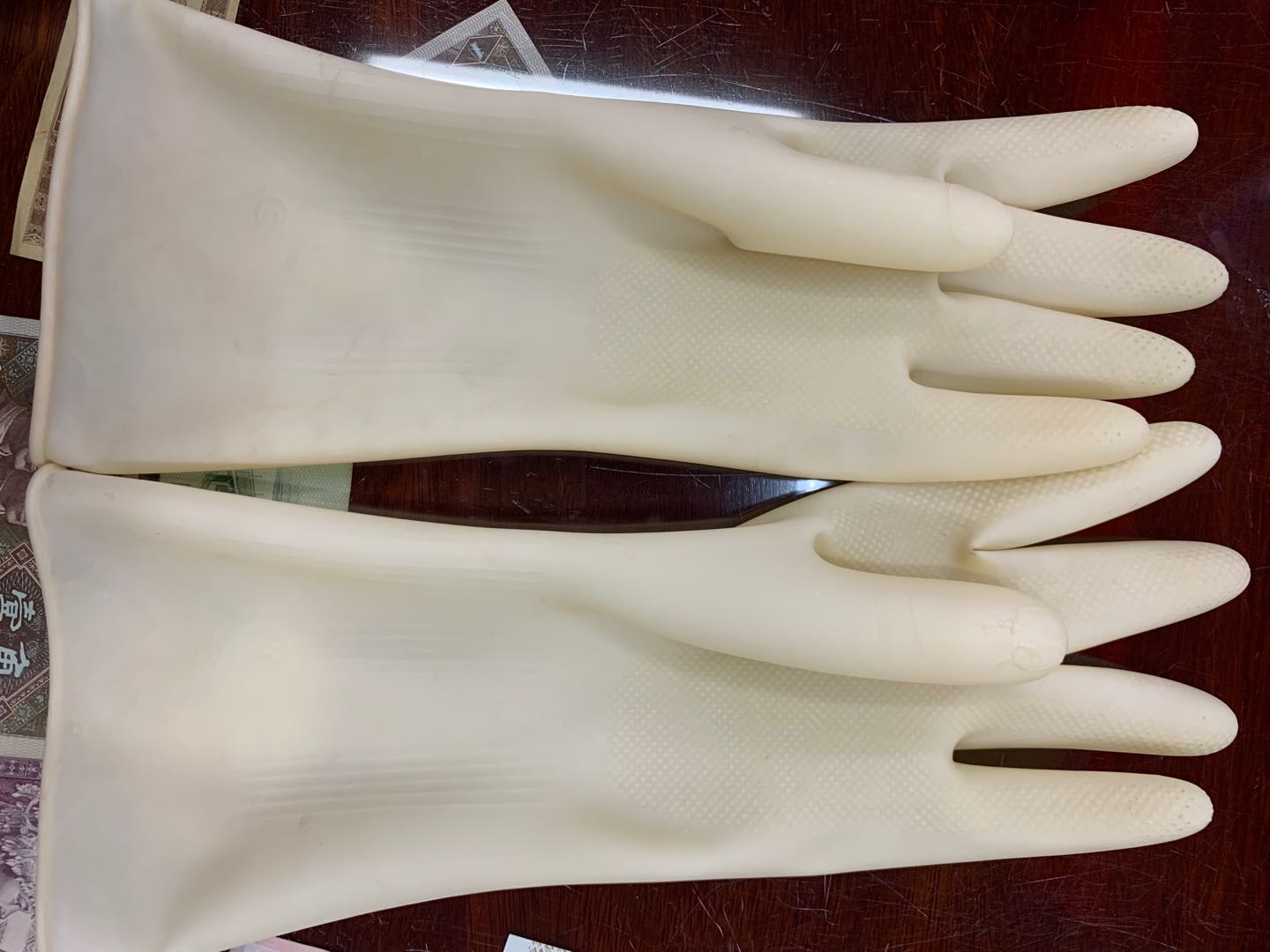 Labor protection gloves, wear-resistant labor rubber, warm impregnated rubber, waterproof, thickened rubber full belt rubber Specification image