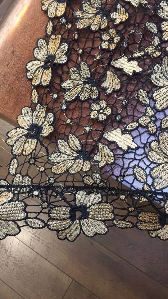 2020 new two-color embroidered scarf, sequined embroidered casual scarf, shawl, sequined Specification image