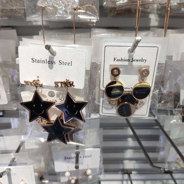 小圆圈吊坠钛钢耳环简约气质短发耳钉图