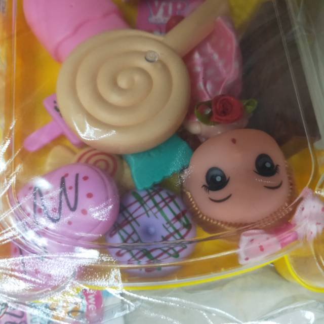 塑料玩具小女孩过家家细节图