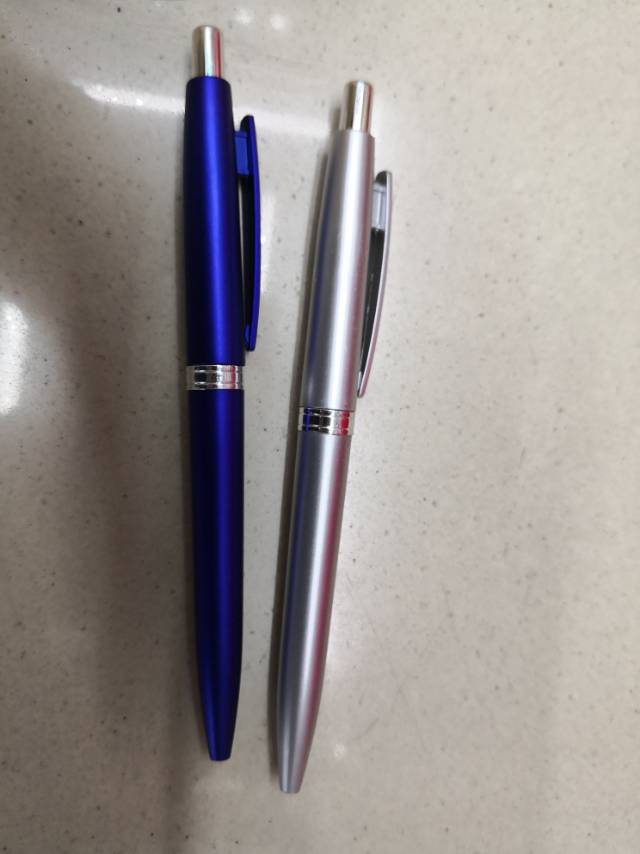 Beauty Pen Industry Office Culture Writing Tool 0.5Mm Pen Refill Automatic Pen Ballpoint Pen Student Pen Office Pen