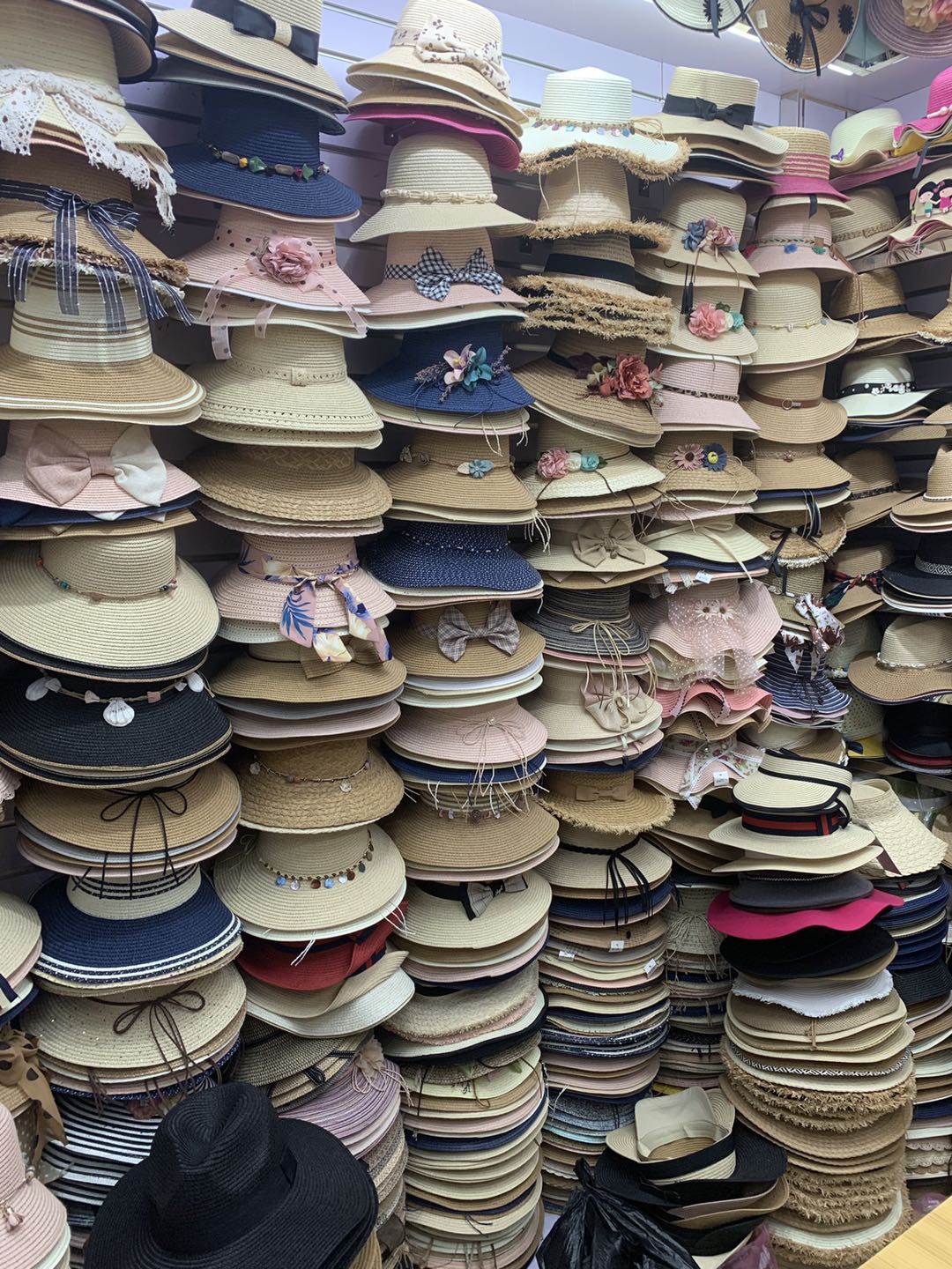 Fengfeng Hat Industry describe pic - 1
