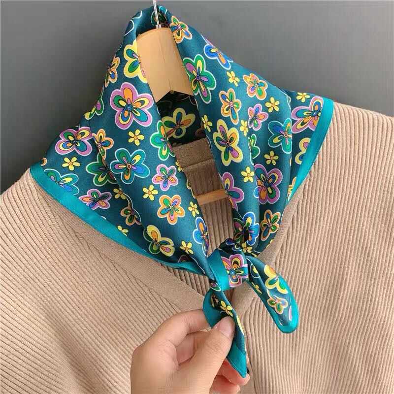 围巾女春秋季印花薄款丝巾女纱巾装饰沙滩巾