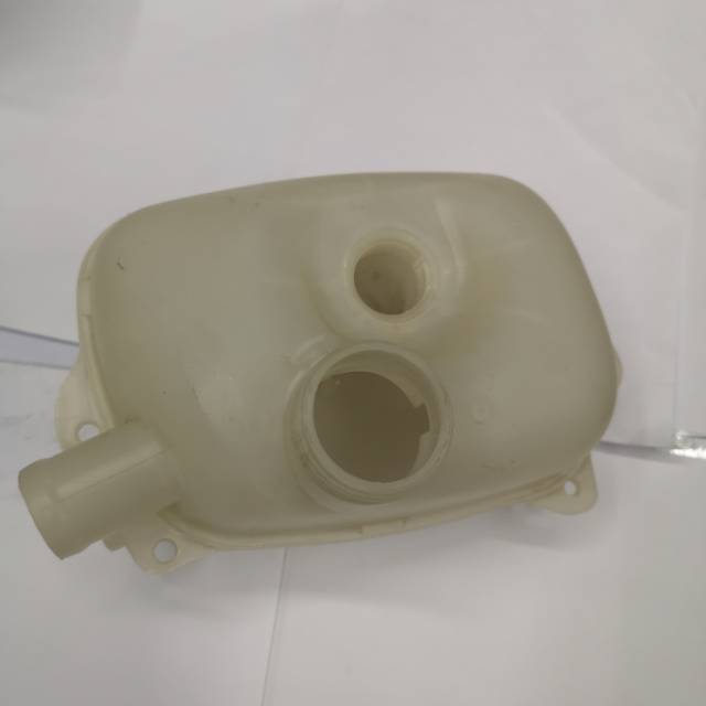 Direct sales from the manufacturer of sealed water bottles suitable for modern vehicle models