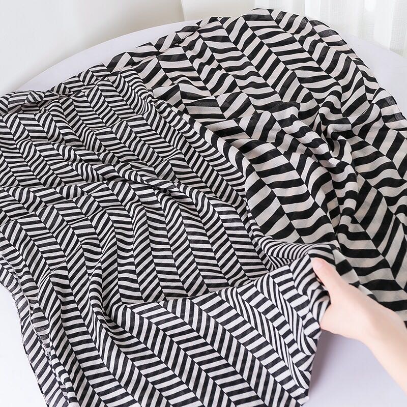 Women's Large Cotton Shawl Scarf Scarf Dual Purpose Spring And Autumn details Picture