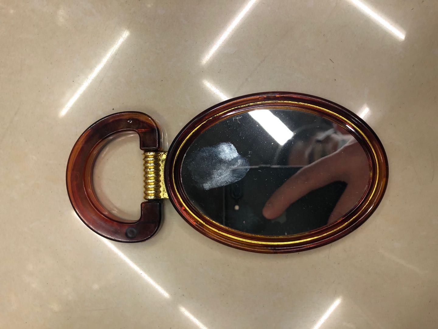 Hanging Makeup Mirror On The Wall Of Dormitory Small Carrying Mirror Female Mini Can Hang On The Wall details Picture
