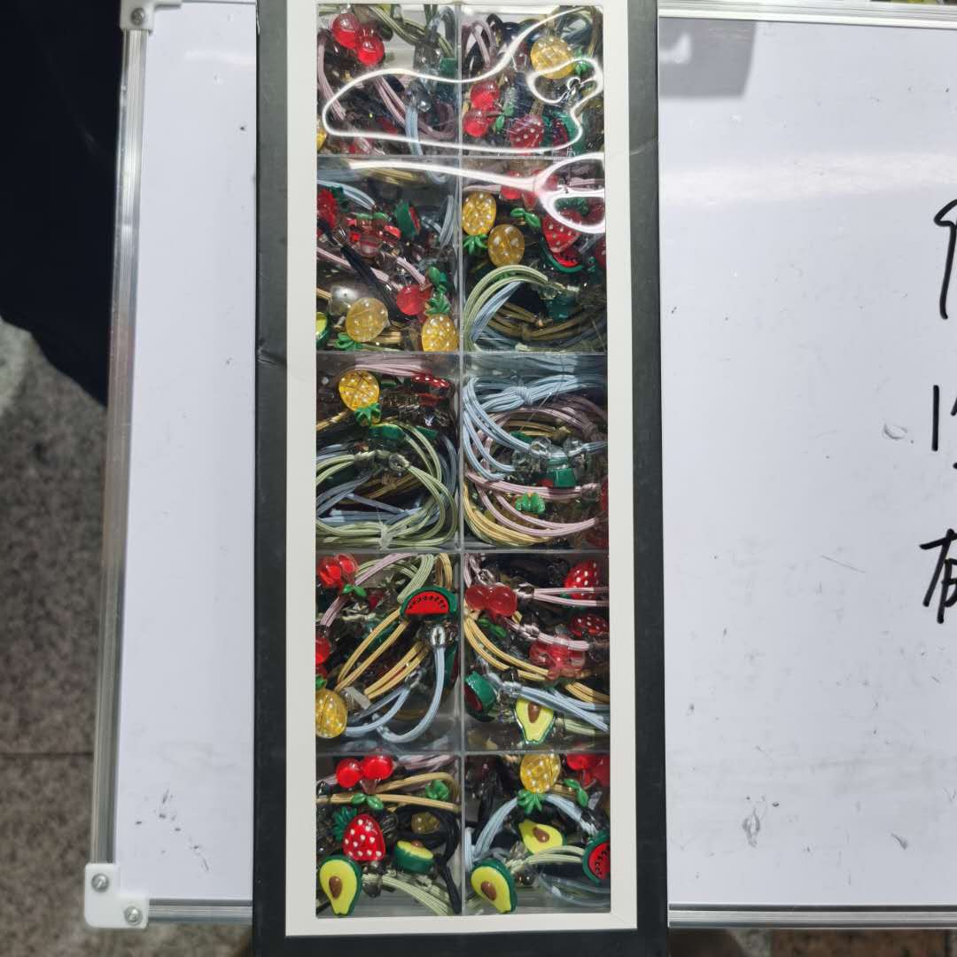 Korean version of fashionable and cute cartoon headwear: Little girl pineapple Little strawberry elastic band details Picture