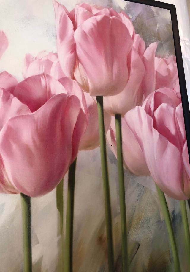 Ming Liuming painted an L-shaped black-framed painting details Picture