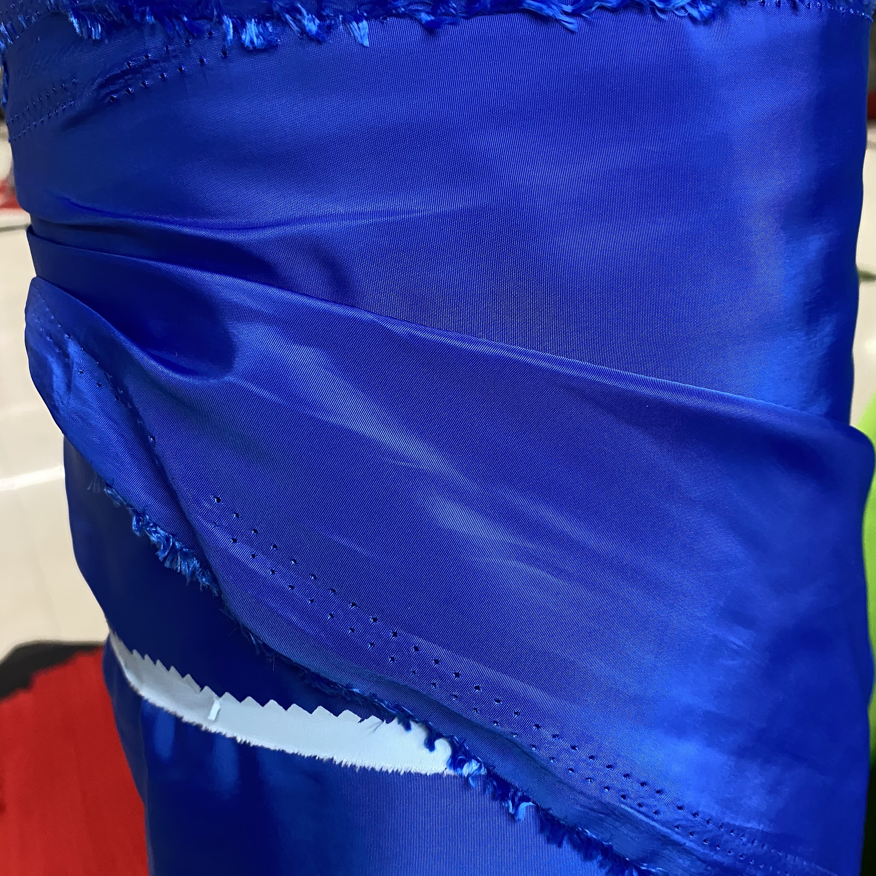 75D memory foam imitation fabric plain weave windbreaker fabric, autumn and winter cotton-padded jacket fashion fabric, down jacket fabric Specification image