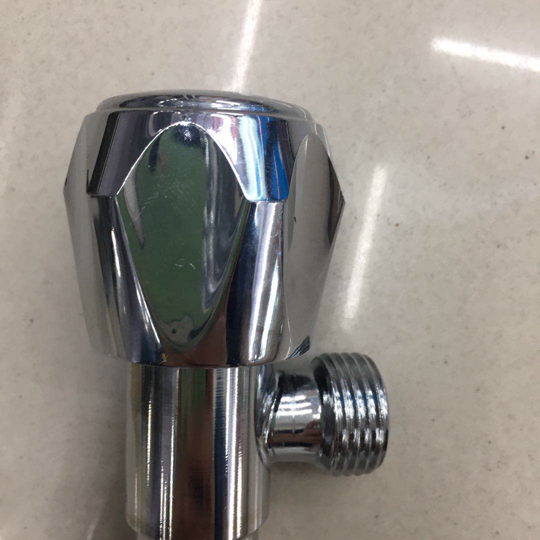 Electroplated, thickened and lengthened 4-inch Angle valve, cold and hot water Angle valve, faucet, water heater, toilet and washbasin, universal details Picture