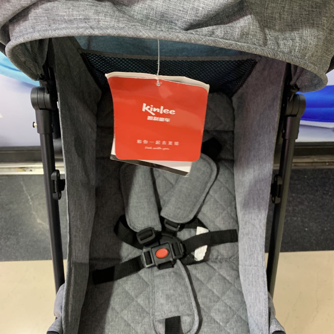 A portable folding baby stroller that can be used for sitting, lying down and traveling Specification image