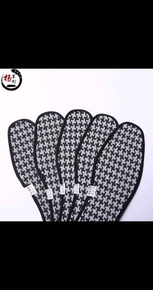 The manufacturer supplies deodorizing, sweat-absorbing, breathable insoles for both men and women, as well as foot protection and fragrance retention insoles details Picture