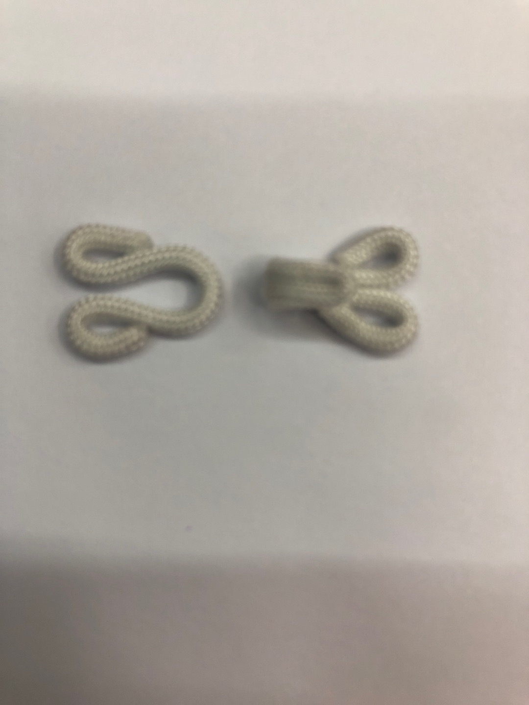 Metal small bow hooks, style buttons, hidden hook buttons, handcrafted hook buttons, loop buttons, high-end invisible buttons, clothes to prevent exposure Specification image