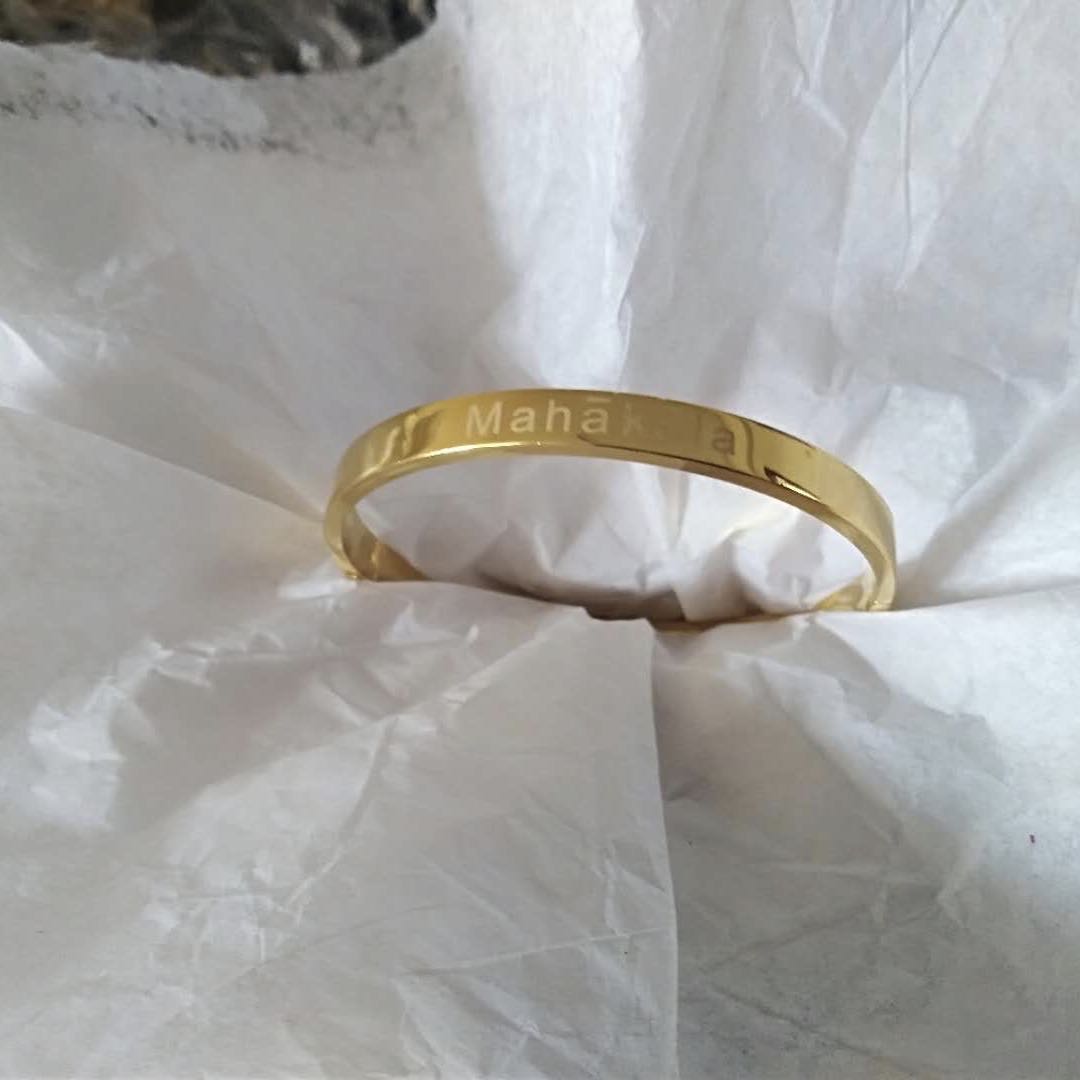 This trendy Japanese and Korean bracelet is a fashionable, versatile, sweet, slimming and color-preserving jewelry accessory Specification image