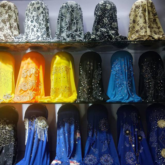 Betty Muslim Clothing describe pic - 2