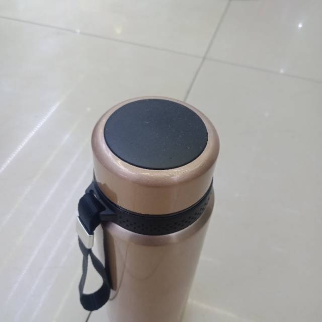 Rose gold thermos for ladies to take with them details Picture