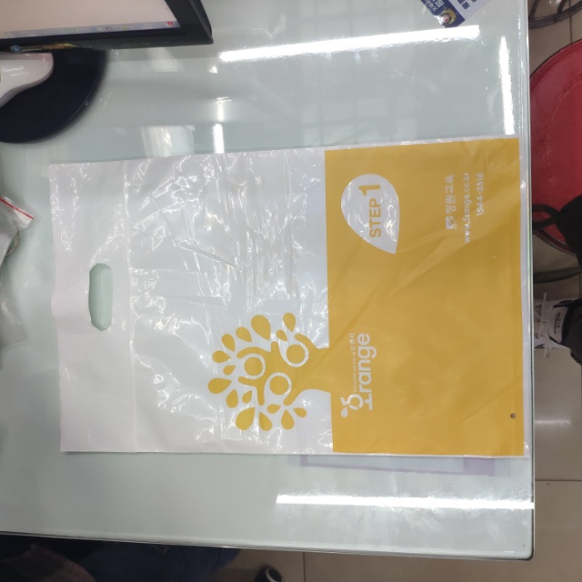 Customized plastic gift bags, hand-held bags, packaging bags, logo clothing store bags