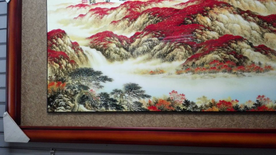Color porcelain bronzing process display