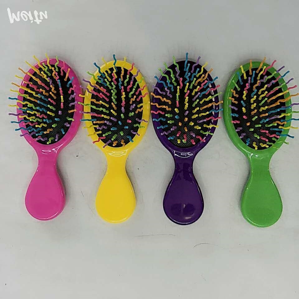 便携迷你儿童气囊按摩梳子小巧随身携带保健气垫梳子儿童胶皮梳