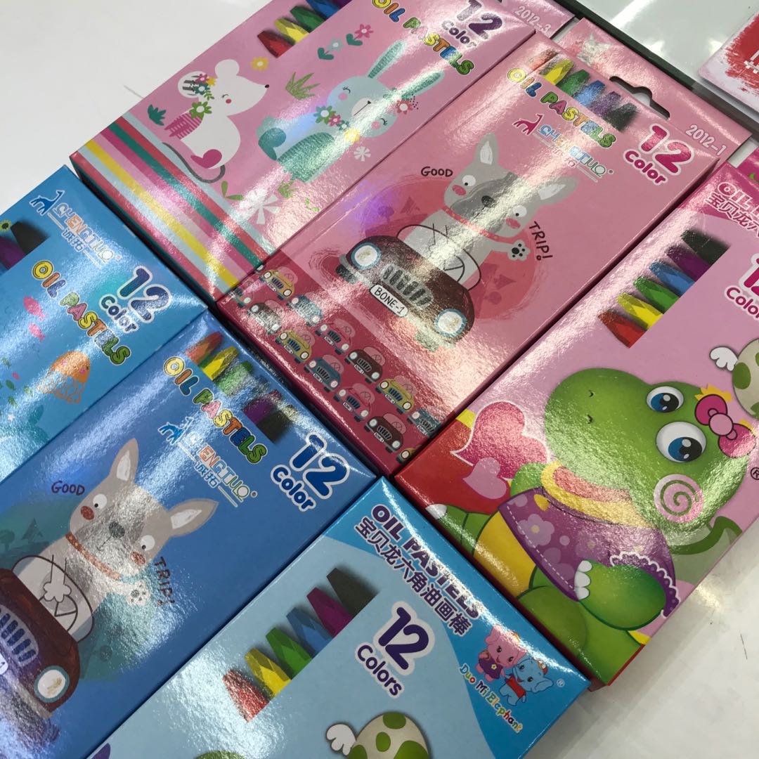 Dorixiang 12-color oil pastels, children's drawing supplies, crayons, non-toxic and washable baby drawing pens details Picture