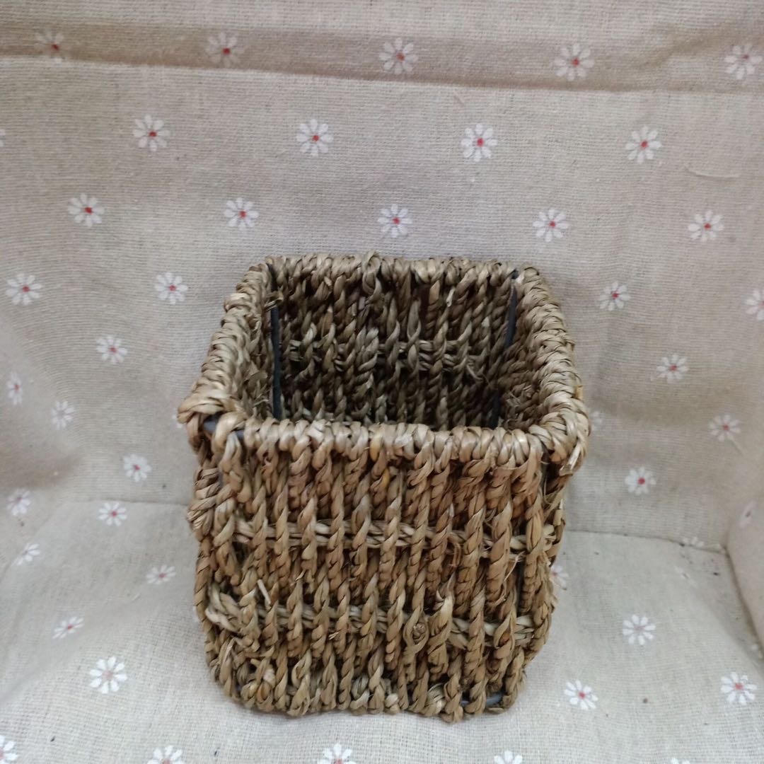 新款欧式风格草编手工编织小花篮