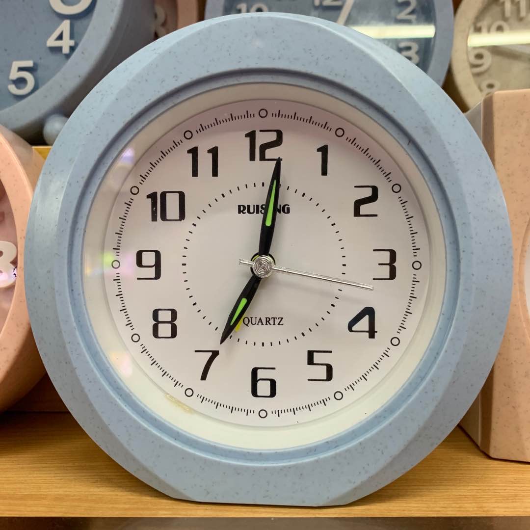 Look at the tools bedroom accessories light gray clock clock clock clock timing tools timing alarm clock