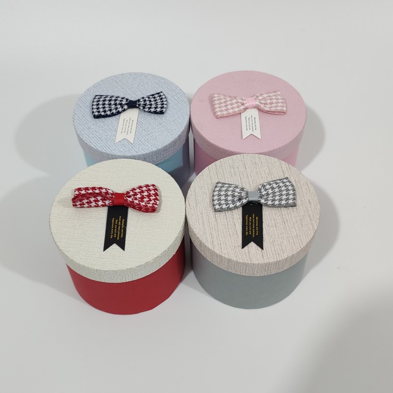 皮绳圆柱形礼品盒圣诞节苹果礼盒礼物包装盒产品图