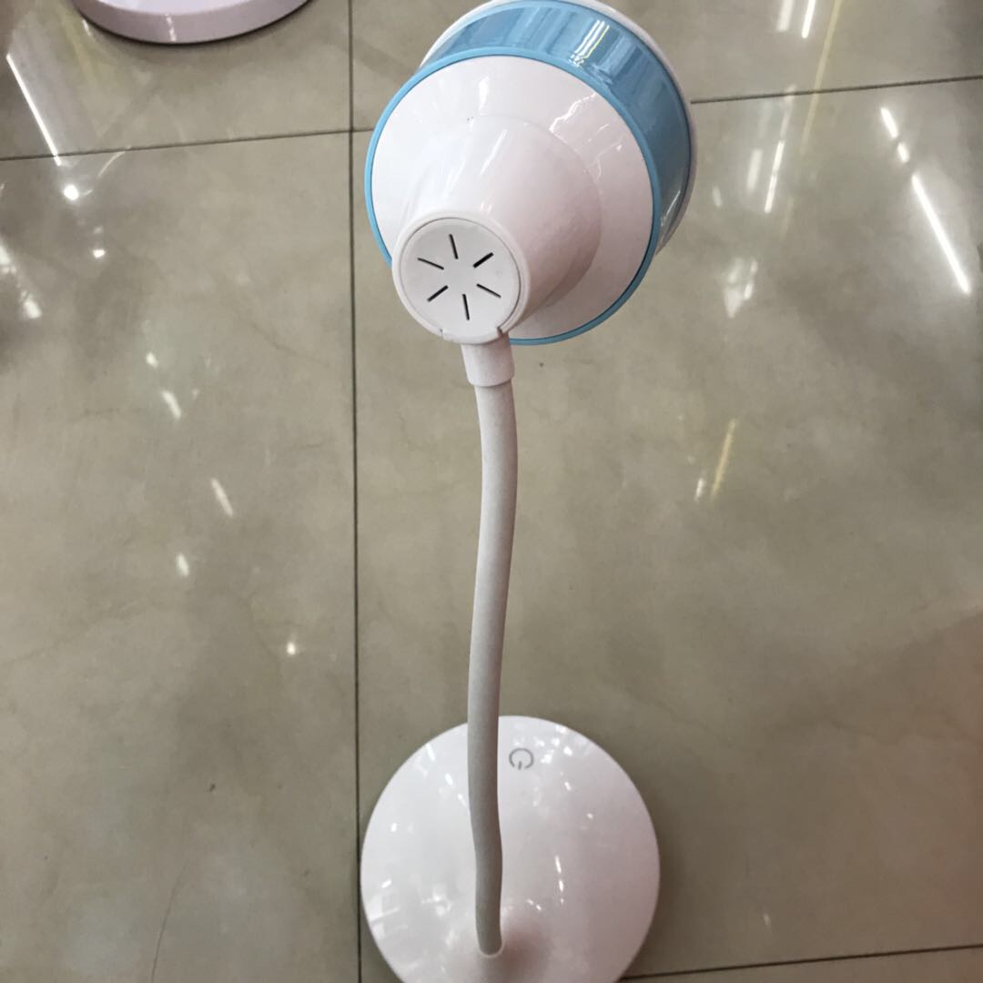The small sky-blue desk lamp is cute and romantic, suitable for male and female students and white-collar workers Specification image