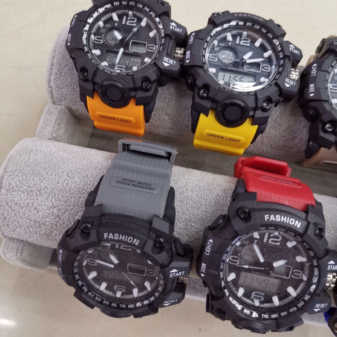 Korean-style creative and simple electronic watches, children's watches, fashion electronic adult watches details Picture