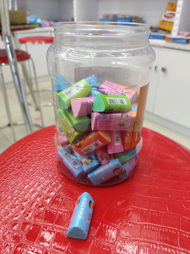 橡皮小学生专用檫橡皮儿童擦得干净不留痕卡通可爱像皮擦