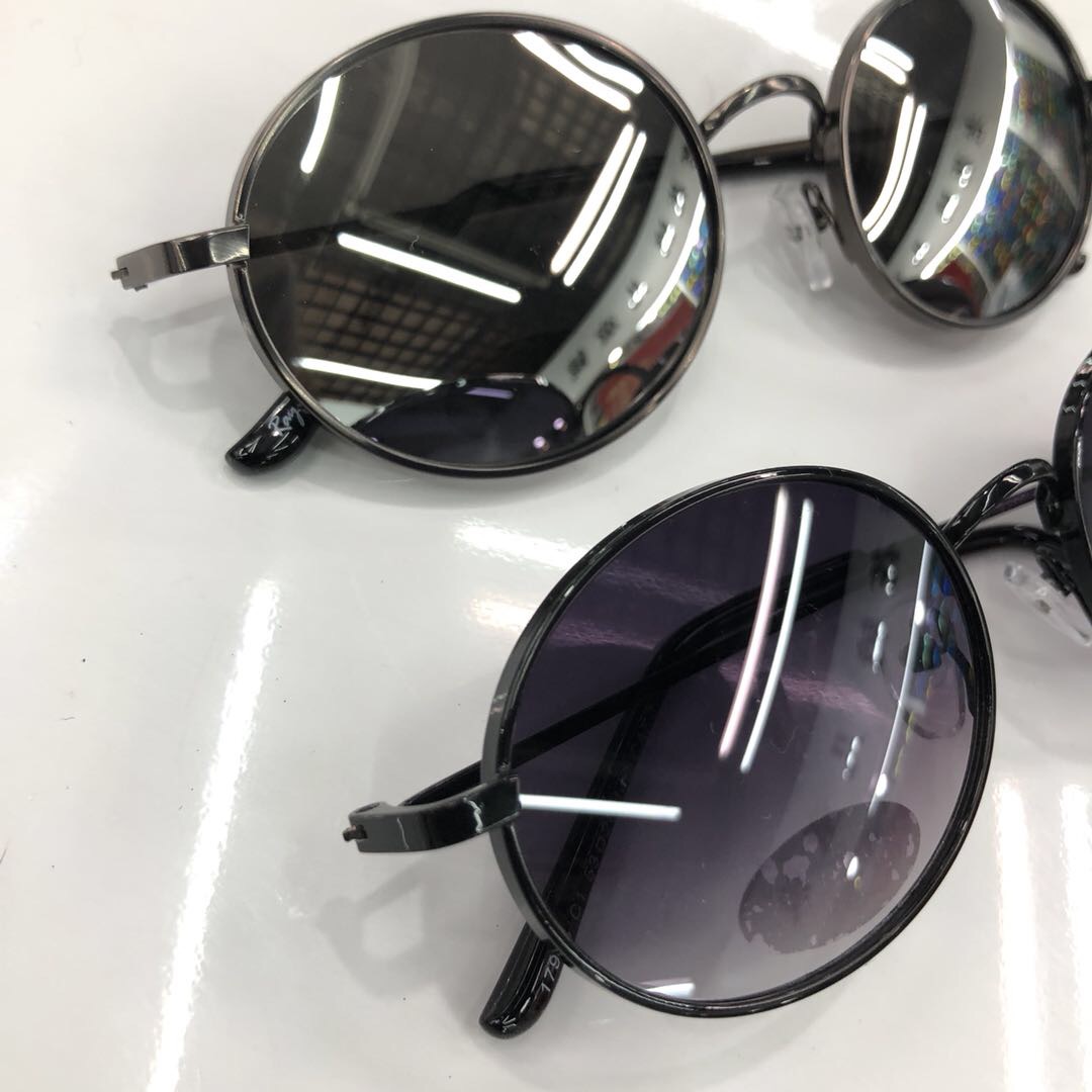 太阳镜女防紫外线潮流个性偏光墨镜显瘦百搭街拍镜产品图