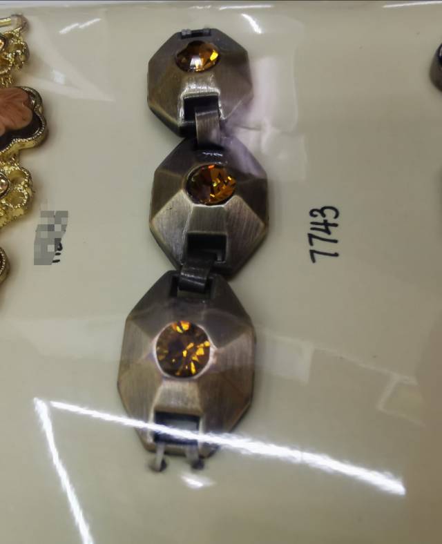 7743# Bronze Alloy Brown Diamond Decorative Buckle Shoe Buckle Hat Buckle Clothing Accessories Alloy Buckle Specification drawing