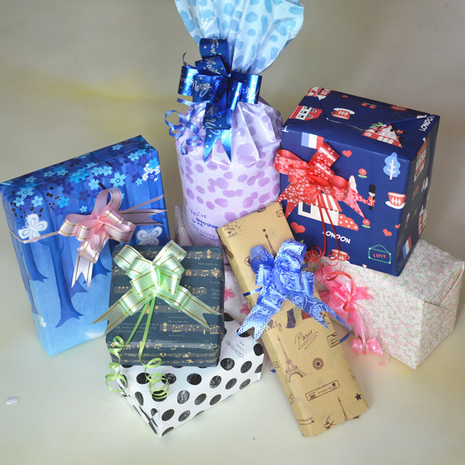 Birthday gifts, gift boxes, wrapping paper, Christmas and Valentine's Day fresh cartoon materials, handmade book covers, books details Picture