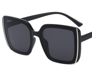 The new European and American fashionable square-framed sunglasses are trendy and popular street style sunglasses for ladies Specification image