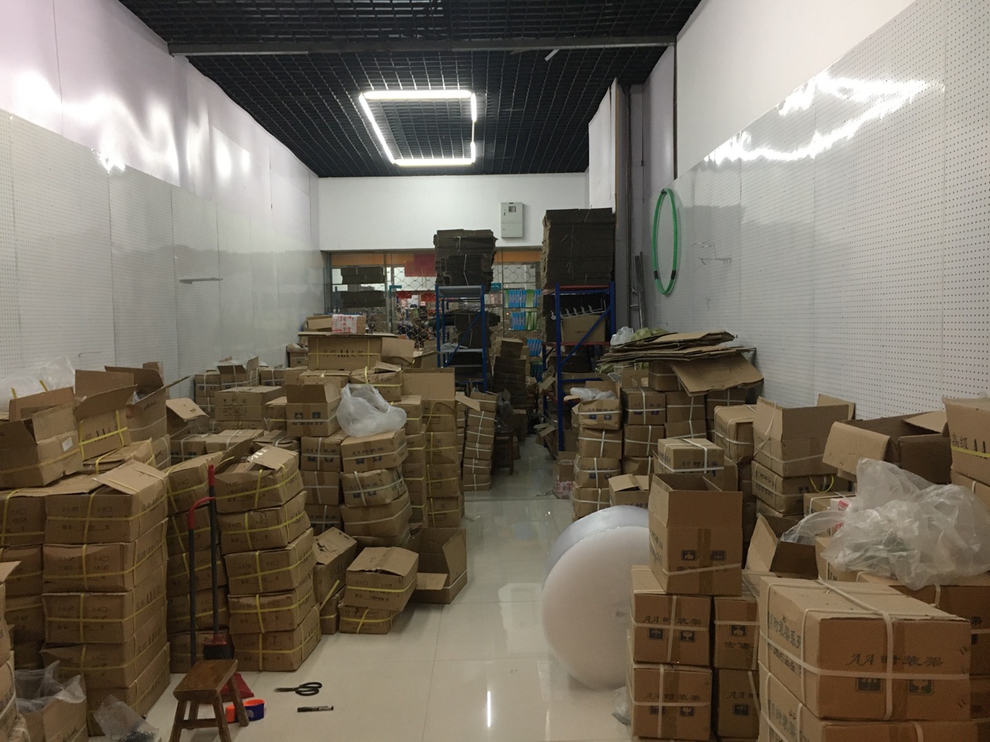 Yiwu Yunwei Shelf Shop describe pic - 3