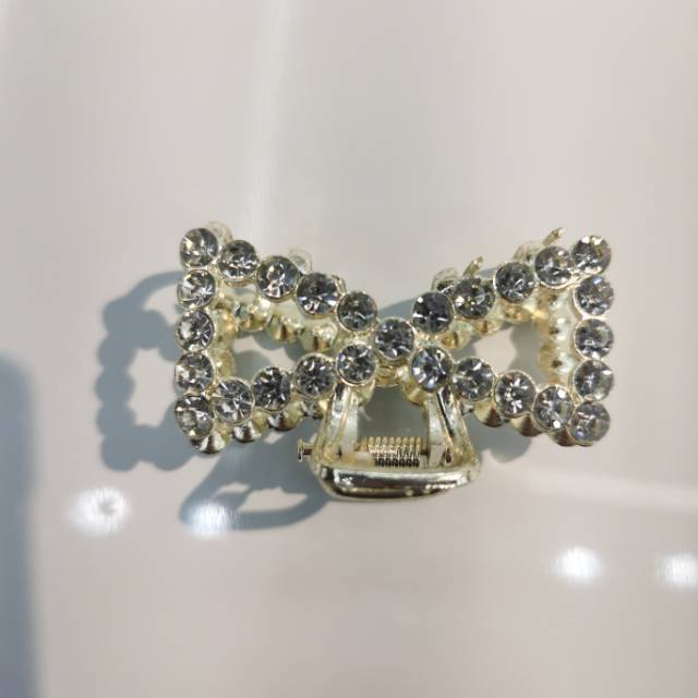 The Korean version of the "Little Fairy" bow, pearl, water diamond, hairpin, hair accessory, elegant lady Specification image