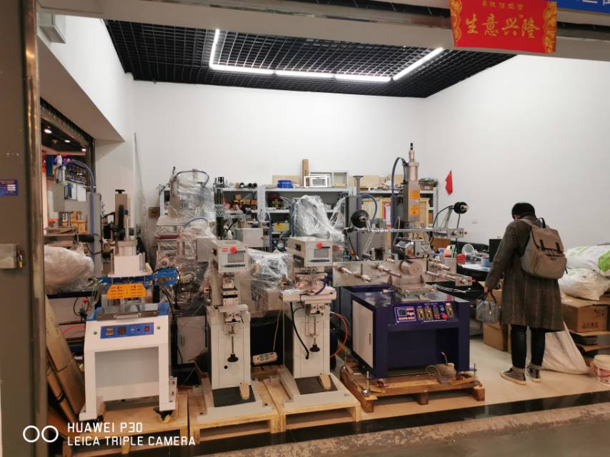 Yiwu Defeng Hot Stamping Equipment Store describe pic - 2