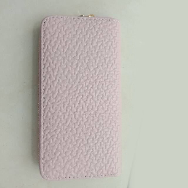 粉红色凹凸荔枝纹长方形钱包