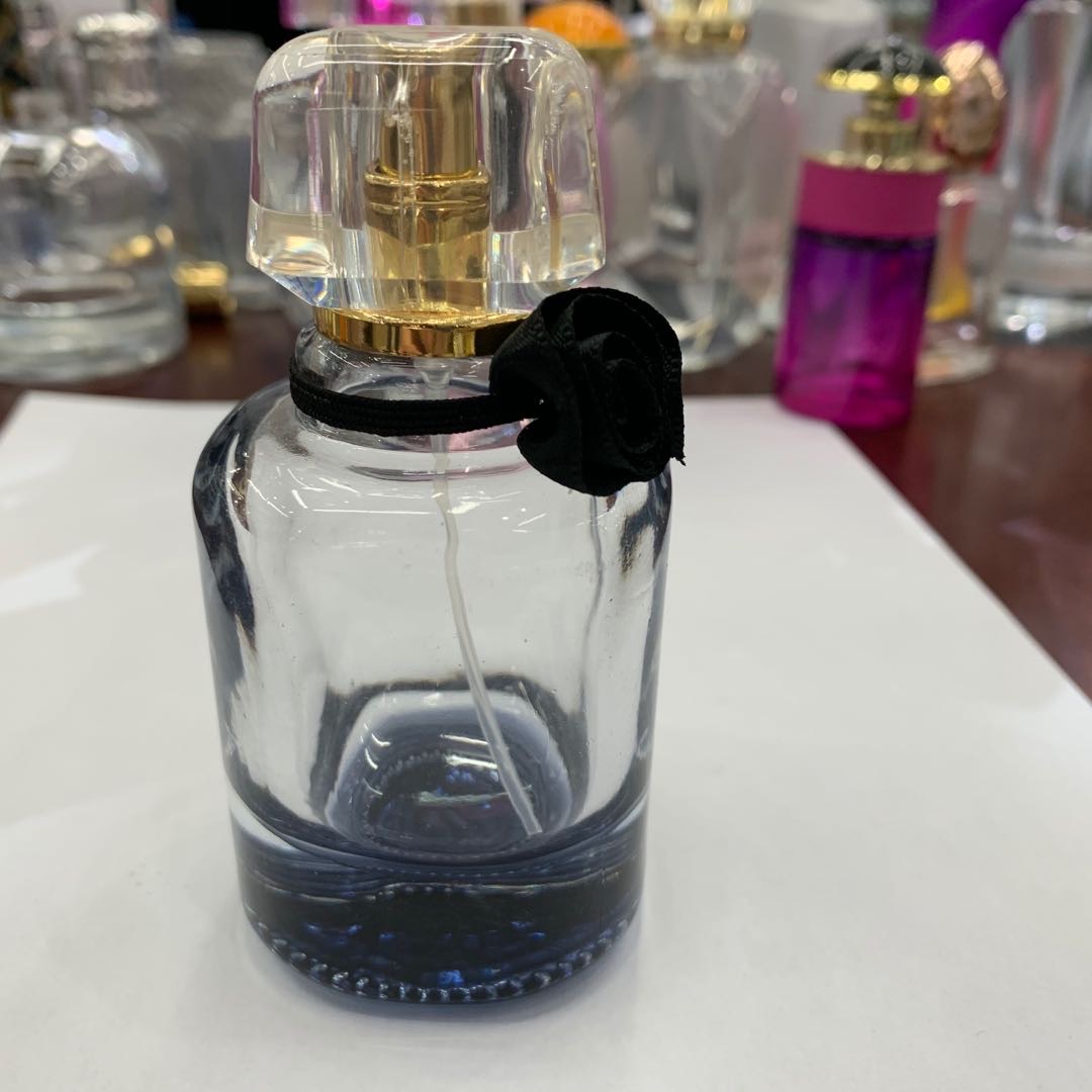 香水包装瓶玻璃制品透明可批发可定做高端喷雾小样瓶图