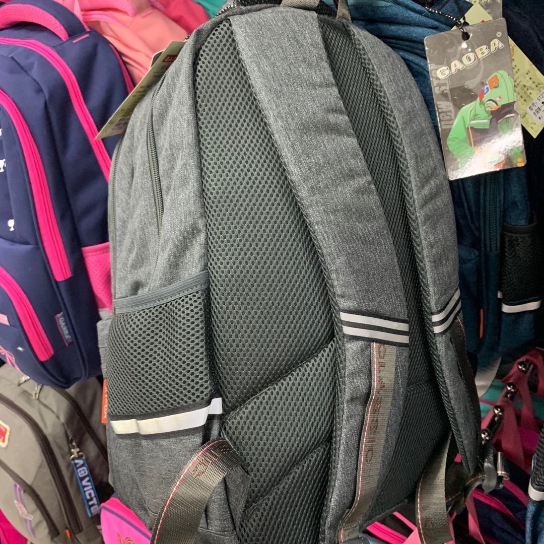 st223高巴儿童双肩包小学生书包男童女童低年级背包新款产品图