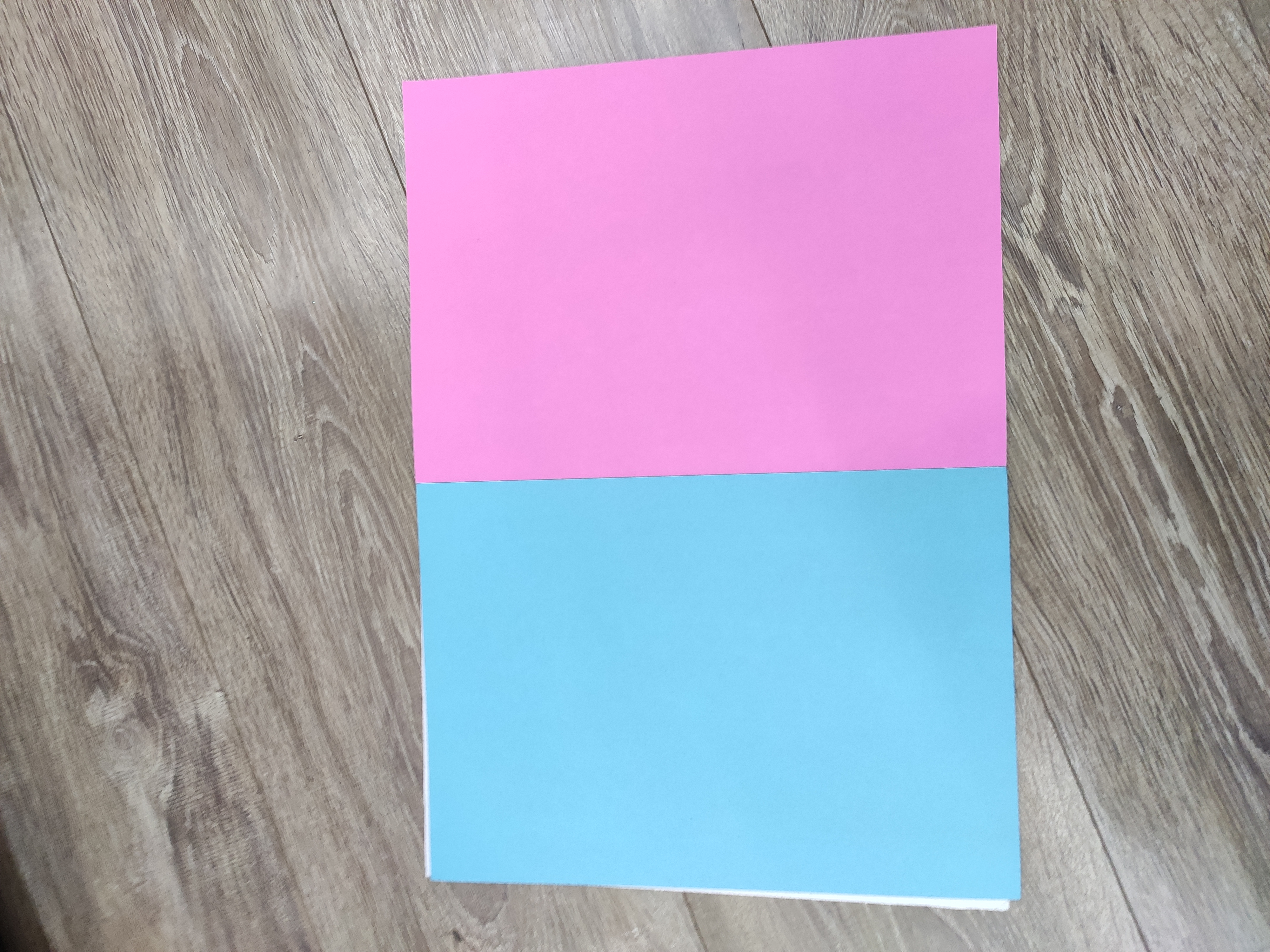 Handmade materials for cardstock and colored paper, thin and hard colored cardstock for children in kindergartens Specification image