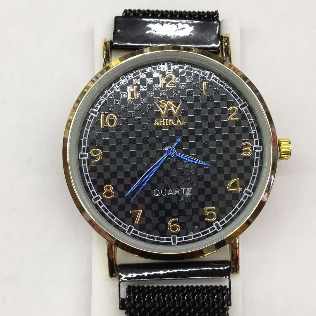 Fashionable and lazy man's magnet waterproof men's quartz watch Specification image