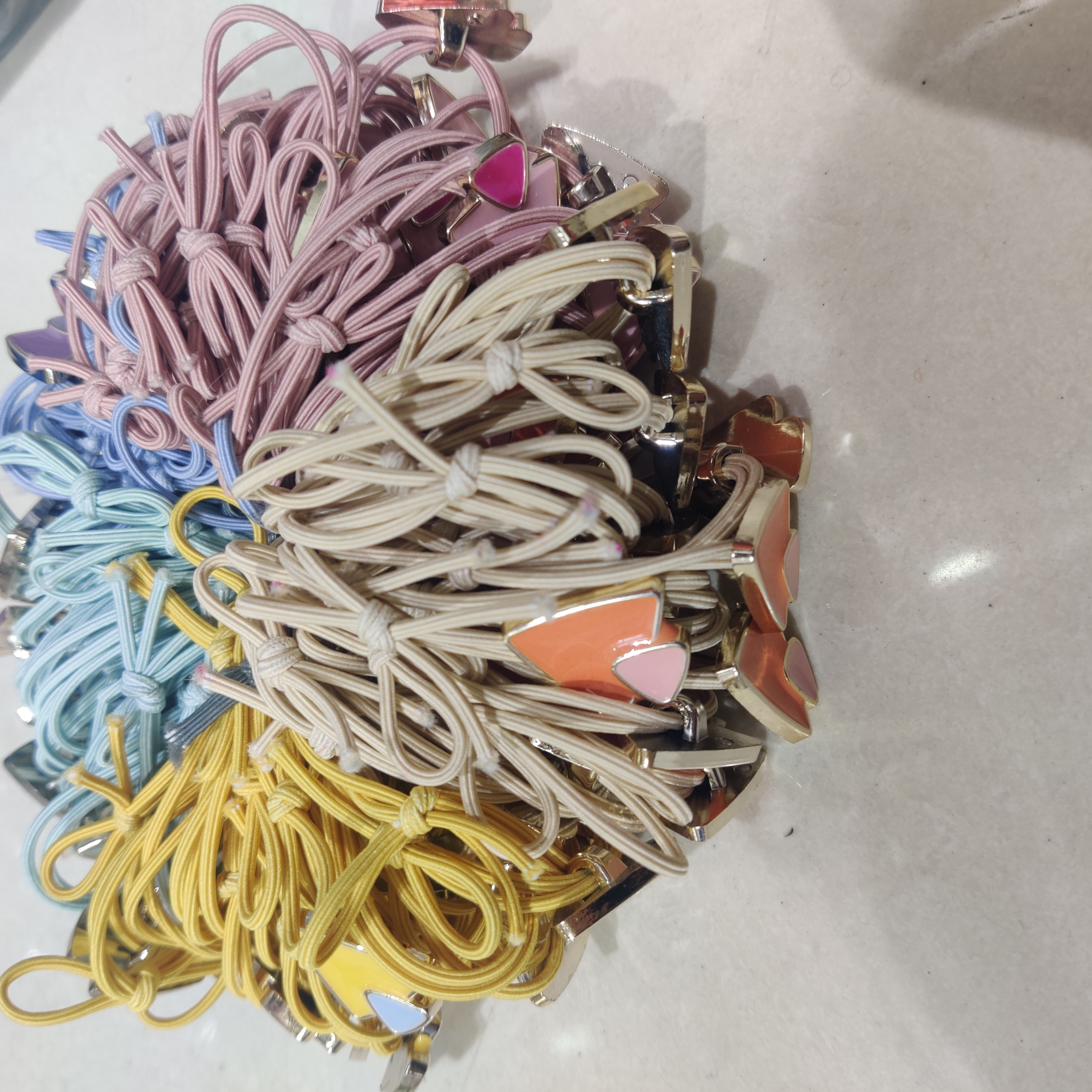 肠圈/抓夹蝴蝶结/皮筋产品图